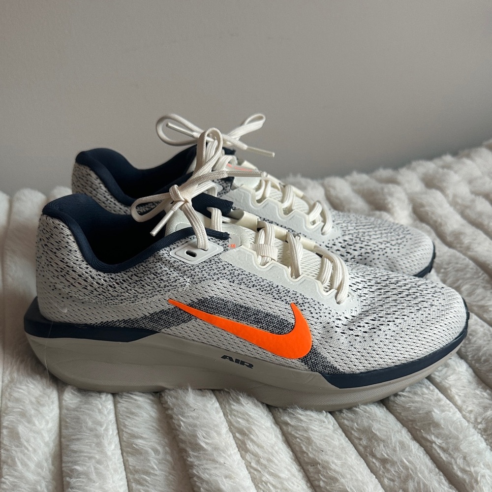 Nike Women's Sneakers - White, Orange, and Navy